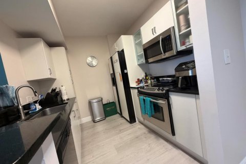 Apartamento en alquiler en Aventura, Florida, 2 dormitorios, 99.87 m2 № 2274410 - foto 5