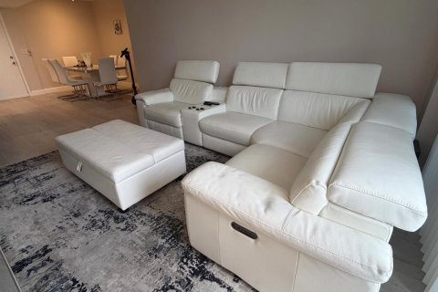 Apartamento en alquiler en Aventura, Florida, 2 dormitorios, 99.87 m2 № 2274410 - foto 2