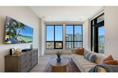 Condominio en alquiler en Sarasota, Florida, 2 dormitorios, 104.24 m2 № 2283387 - foto 11