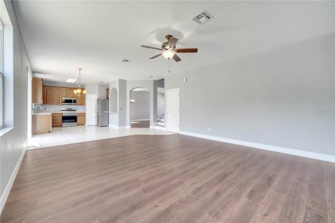 House in Orlando, Florida 4 bedrooms, 239.5 sq.m. № 1684505 - photo 26