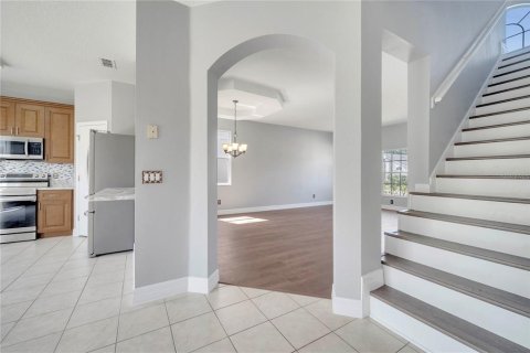House in Orlando, Florida 4 bedrooms, 239.5 sq.m. № 1684505 - photo 16