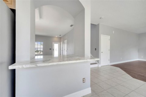 House in Orlando, Florida 4 bedrooms, 239.5 sq.m. № 1684505 - photo 21