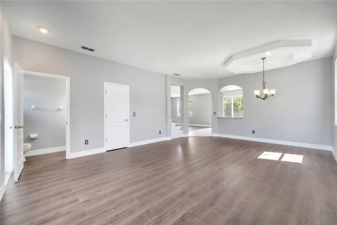 House in Orlando, Florida 4 bedrooms, 239.5 sq.m. № 1684505 - photo 8