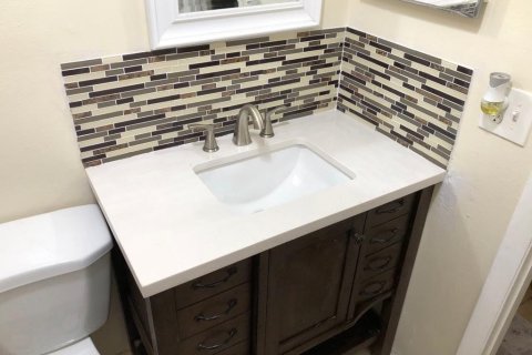Condo in West Palm Beach, Florida, 2 bedrooms № 2246937 - photo 9