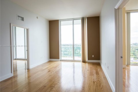 Apartment in Miami, Florida 2 bedrooms, 88.72 sq.m. № 1939086 - photo 8