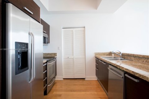 Apartment in Miami, Florida 2 bedrooms, 88.72 sq.m. № 1939086 - photo 9