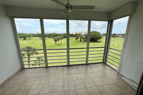 Condominio en alquiler en Pompano Beach, Florida, 2 dormitorios, 102.19 m2 № 2085948 - foto 15