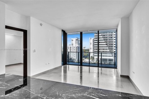 Condo in Miami, Florida, 3 bedrooms № 1964816 - photo 5