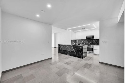 Condo in Miami, Florida, 3 bedrooms № 1964816 - photo 8