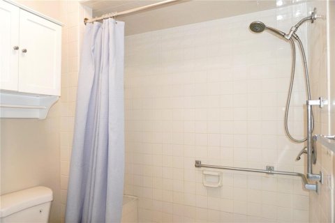 Condo in Holiday, Florida, 1 bedroom № 2375711 - photo 24