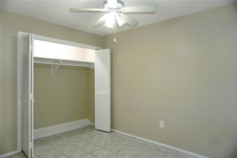 Condo in Holiday, Florida, 1 bedroom № 2375711 - photo 20