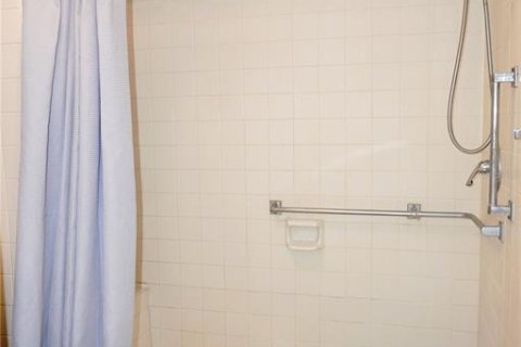 Condo in Holiday, Florida, 1 bedroom № 2375711 - photo 22