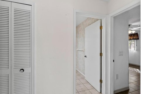 House in Punta Gorda, Florida 3 bedrooms, 195.65 sq.m. № 2396647 - photo 25