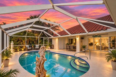 House in Punta Gorda, Florida 3 bedrooms, 195.65 sq.m. № 2396647 - photo 6