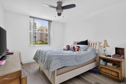 Condominio en venta en Hollywood, Florida, 2 dormitorios, 89.19 m2 № 2180682 - foto 20