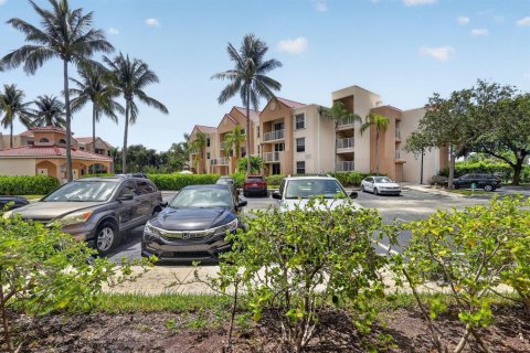 Condominio en venta en Hollywood, Florida, 2 dormitorios, 89.19 m2 № 2180682 - foto 2