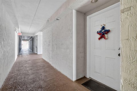 Condominio en venta en Hollywood, Florida, 2 dormitorios, 89.19 m2 № 2180682 - foto 3