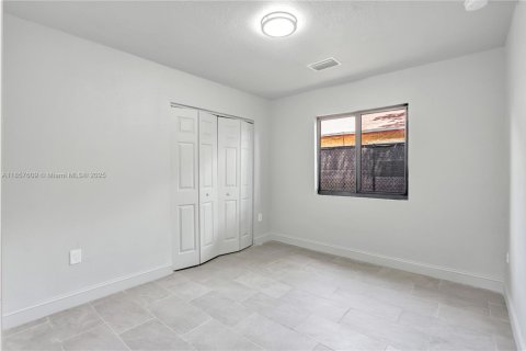 Villa ou maison à louer à Pompano Beach, Floride: 4 chambres, 141.95 m2 № 1882235 - photo 9