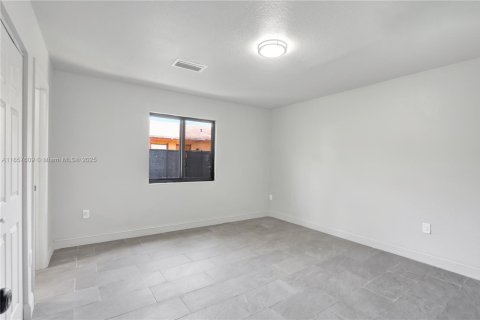 Villa ou maison à louer à Pompano Beach, Floride: 4 chambres, 141.95 m2 № 1882235 - photo 10