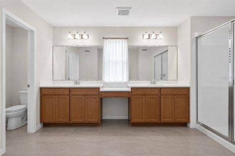Casa en venta en Kissimmee, Florida, 4 dormitorios, 211.07 m2 № 2222215 - foto 19