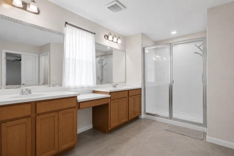 Casa en venta en Kissimmee, Florida, 4 dormitorios, 211.07 m2 № 2222215 - foto 3
