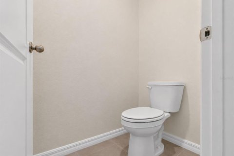 Casa en venta en Kissimmee, Florida, 4 dormitorios, 211.07 m2 № 2222215 - foto 4
