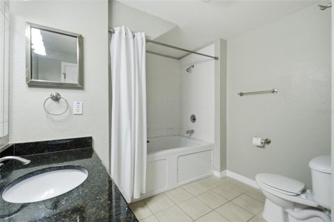 Condominio en venta en Kissimmee, Florida, 3 dormitorios, 120.4 m2 № 2211894 - foto 15