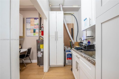 Купить коммерческую недвижимость в Дорал, Флорида № 2074523 - фото 22