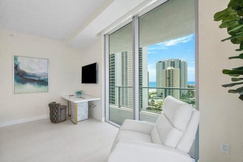 Condo in Riviera Beach, Florida, 2 bedrooms  № 2158345 - photo 20