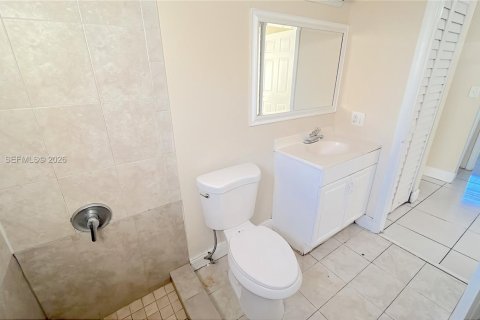 Copropriété à louer à Hialeah, Floride: 3 chambres, 83.61 m2 № 2079981 - photo 9