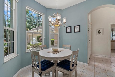 House in University Park, Florida 2 bedrooms, 143.35 sq.m. № 1815744 - photo 18