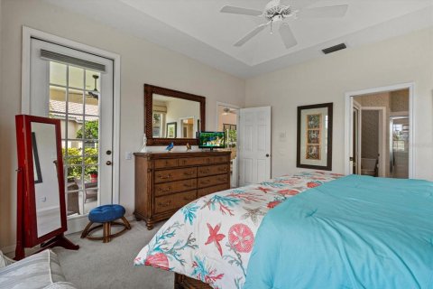 House in University Park, Florida 2 bedrooms, 143.35 sq.m. № 1815744 - photo 23