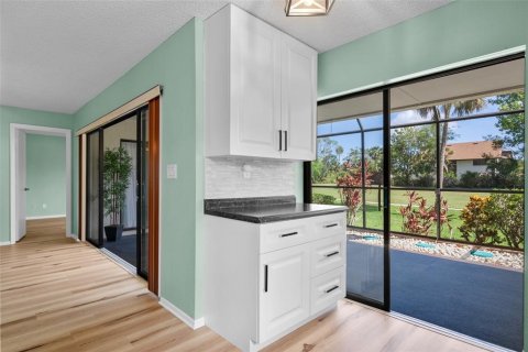 Copropriété à vendre à Bradenton, Floride: 2 chambres, 113.71 m2 № 1808582 - photo 16