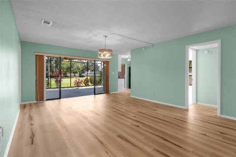 Copropriété à vendre à Bradenton, Floride: 2 chambres, 113.71 m2 № 1808582 - photo 3