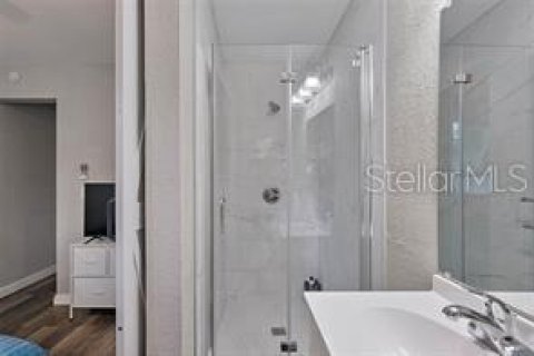 Commercial property in Saint Petersburg, Florida 140.28 sq.m. № 2379110 - photo 10