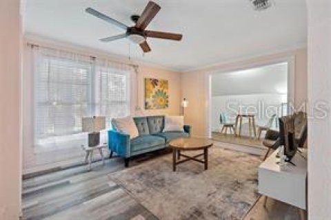 Commercial property in Saint Petersburg, Florida 140.28 sq.m. № 2379110 - photo 28