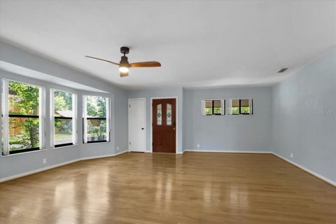 House in Gainesville, Florida 2 bedrooms, 178.56 sq.m. № 1721388 - photo 5