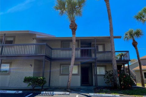 Copropriété à louer à Tampa, Floride: 2 chambres, 99.22 m2 № 1826394 - photo 2