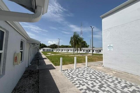 Appartement à louer à West Palm Beach, Floride: 1 chambre, 55.74 m2 № 2261532 - photo 3