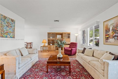 Villa ou maison à vendre à Plantation, Floride: 3 chambres, 176.33 m2 № 1774280 - photo 6