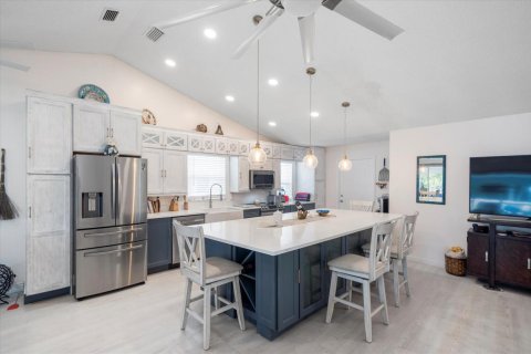 Villa ou maison à vendre à Stuart, Floride: 2 chambres, 124.86 m2 № 2082362 - photo 9
