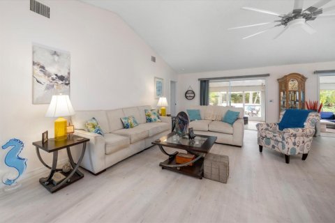 Villa ou maison à vendre à Stuart, Floride: 2 chambres, 124.86 m2 № 2082362 - photo 7