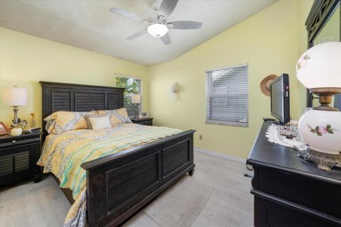Villa ou maison à vendre à Stuart, Floride: 2 chambres, 124.86 m2 № 2082362 - photo 19
