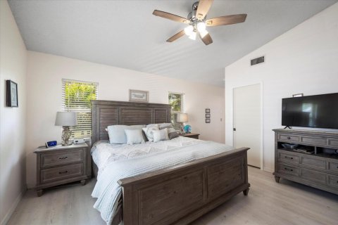Villa ou maison à vendre à Stuart, Floride: 2 chambres, 124.86 m2 № 2082362 - photo 15