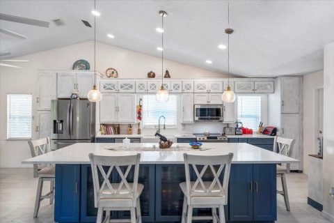 Villa ou maison à vendre à Stuart, Floride: 2 chambres, 124.86 m2 № 2082362 - photo 8