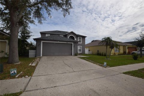 House in Clermont, Florida 4 bedrooms, 197.7 sq.m. № 2393985