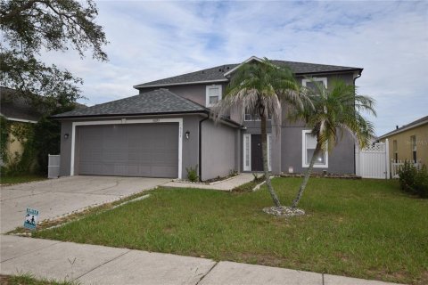 House in Clermont, Florida 4 bedrooms, 197.7 sq.m. № 2393985 - photo 4