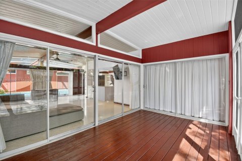 House in Fort Lauderdale, Florida 1 bedroom, 112.5 sq.m. № 1944195 - photo 28