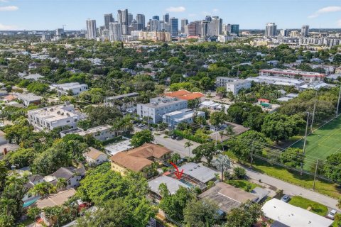 House in Fort Lauderdale, Florida 1 bedroom, 112.5 sq.m. № 1944195 - photo 3