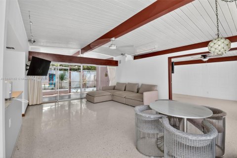 House in Fort Lauderdale, Florida 1 bedroom, 112.5 sq.m. № 1944195 - photo 26